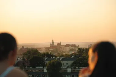 Romantyczny pobyt dla dwojga w Krakowie — jak zaplanować wyjątkowy wyjazd we dwoje