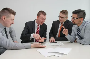 Niewykonanie umowy czy oszustwo? Gdzie przebiega granica między odpowiedzialnością cywilną a karną?