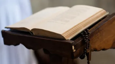 „Dziady” zabrzmią w Glisnem. Narodowe Czytanie z pamiątkową pieczątką