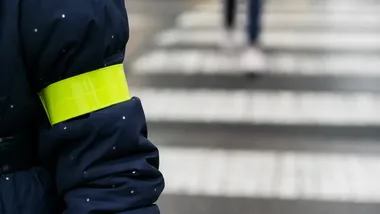 Policjanci z Limanowej pokazali najmłodszym, jak bezpiecznie dotrzeć do szkoły