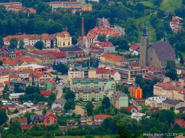 Cztery nowe place zabaw wyrastają przy świetlicach w gminie Limanowa