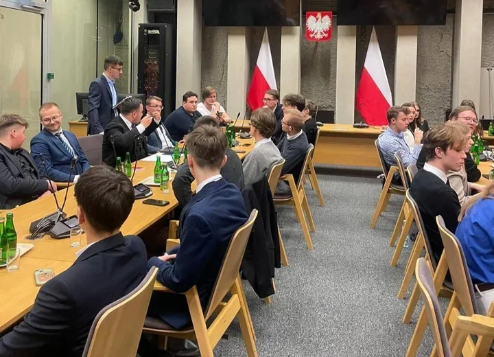 Delegacja z Limanowej w konsultacjach konstytucyjnych – młodzież zabrała głos