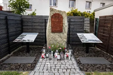 Przy Głazie Pamięci oddali hołd limanowskim Żydom. Pamięć sięga także Starej Wsi