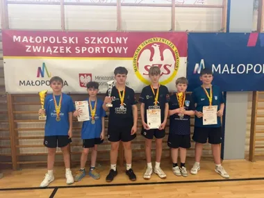 Uczniowie ZSP nr 4 z Limanowej wywalczyli awans po mocnym turnieju