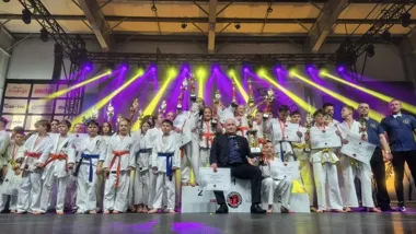 Limanowscy karatecy wrócili z Beskidia Cup z 19 medalami i trzecim miejscem