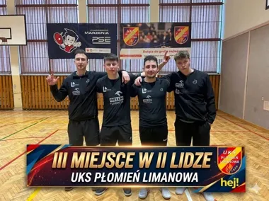 Płomień na podium. Limanowscy tenisiści kończą sezon mocnym akcentem