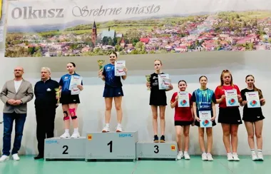 Młodzi zawodnicy UKS Płomień Limanowa na podium III Wojewódzkiego Turnieju w Olkuszu