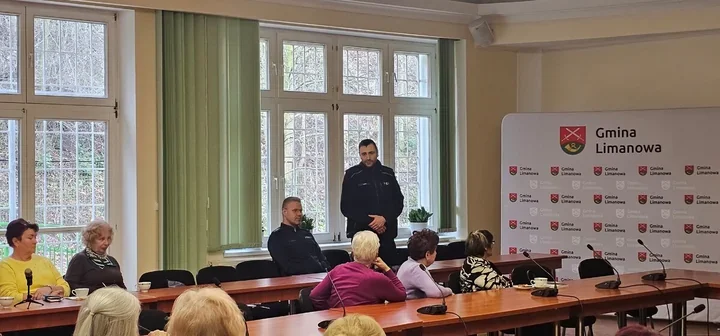 Seniorzy usłyszeli ostrzeżenie, które może zatrzymać oszustów przed drzwiami