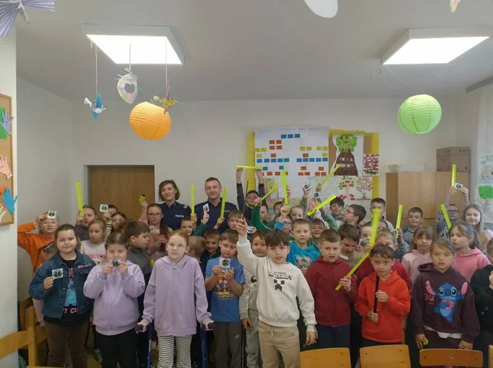 W Zbludzy policjanci dali dzieciom lekcję, która może ochronić