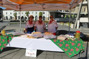 Regionalne smaki w Limanowej. Koło z Porąbki serwowało domowe przysmaki